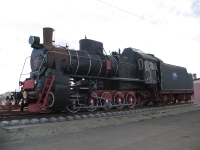 Памятник труженикам Орского железнодорожного узла ЮУЖД. 2005 год